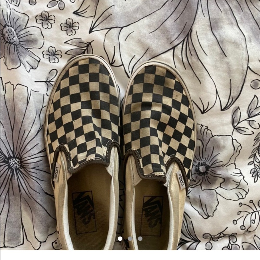 checkered vans